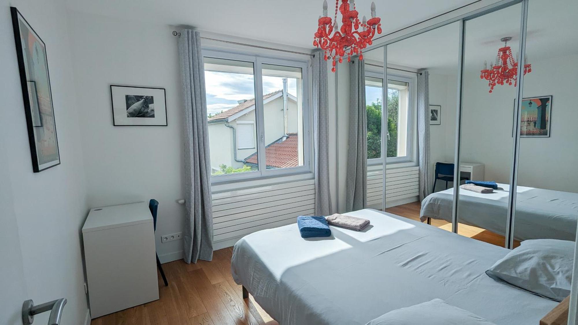 La Maison Calme Et Lumineuse Avec Jardin Toulouse Luaran gambar